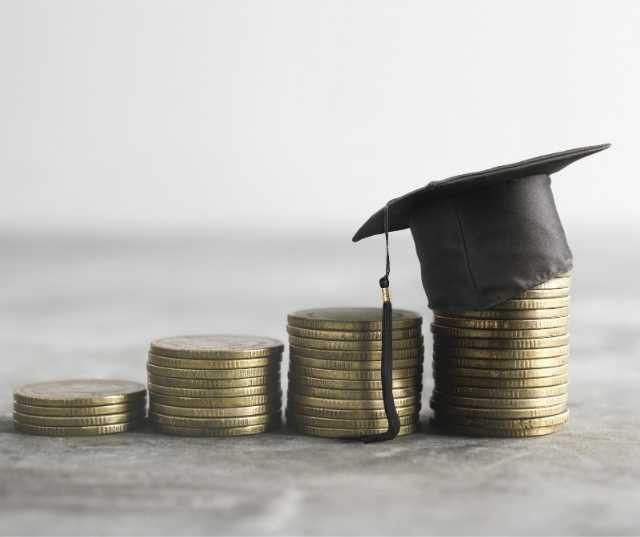 6 Steps to Find Scholarships